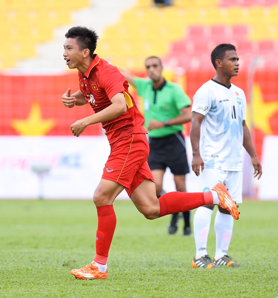 Doan Van Hau lieu co qua tai truoc them AFF Cup 2018?