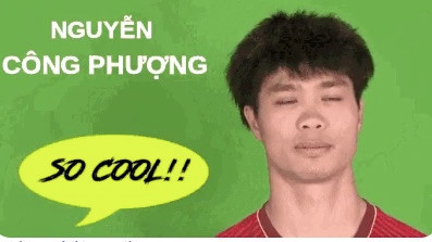 Kiểu tóc "bát úp" của cầu thủ đang thi đấu cho HAGL từng nhận được nhiều bình luận trên MXH nhưng với kiểu đầu xù mì thì tiền đạo này nổi bật hơn hẳn mỗi khi trên sân.