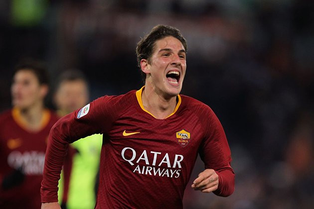 Calciomercato cảnh báo Zaniolo đang nghiêng nhiều hơn đến việc gia nhập Juventus, nơi cầu thủ này đạt được những thỏa thuận cá nhân quan trọng với đội bóng thành Turin.