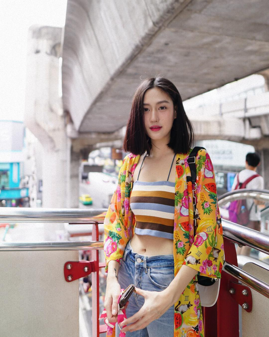 Nếu như đa phần những cô nàng ở cùng lứa tuổi đều ưa chuộng phong cách sang chảnh, trưởng thành thì bấy lâu nay Grace Buchita vẫn trung thành với style hiện đại và trẻ trung.