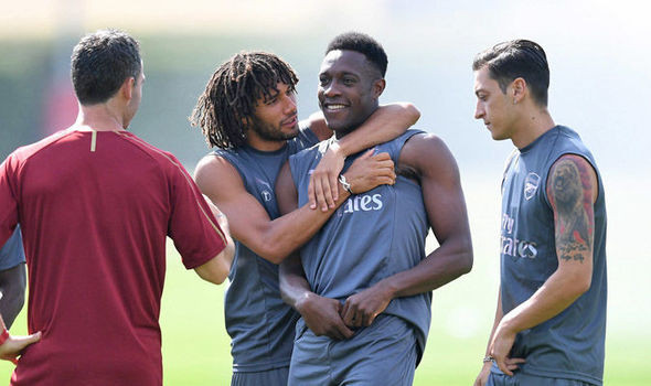 Sau khi đưa về Leno, Torreira, Sokratis, Lichtsteiner và Guendouzi, Arsenal sẽ tập trung vào việc bán bớt người thừa trong ngày cuối chuyển nhượng hè 2018. CLB sẵn sàng lắng nghe những lời đề nghị hỏi mua Danny Welbeck, David Ospina hay Mohamed Elneny.