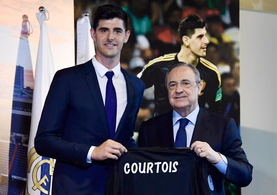 Courtois đã đến Real Madrid và anh sẽ trở thành chỗ dựa tinh thần trong khung thành của "nhà trắng" bắt đầu từ mùa giải 2018-2019.