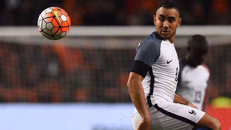 Do đó, trong trường hợp muốn đưa đội bóng xứ sở lục lăng tiến xa ở VCK Euro 2016 lần này, chắc chắn HLV Deschamps sẽ phải vận hành hệ thống chiến thuật xoay quanh cầu thủ thuộc biên chế West Ham.