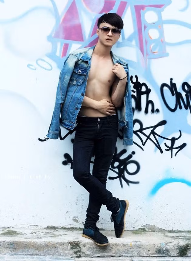 Hiện nay, Trương sở hữu vóc dáng cân đối với chiều cao 1,75 m, 65 kg cùng số đo 3 vòng 90-74-90.