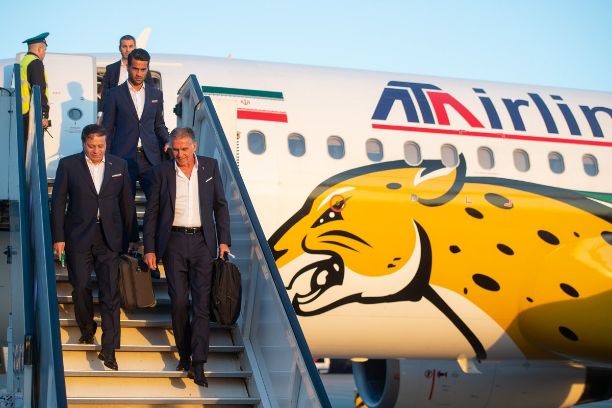 Nhưng dù có gặp nhiều bất lợi nhưng với vẻ đẹp trai của mình, chắc chắn các tuyển thủ Iran sẽ có không ít các fan nữ sau kỳ World Cup lần này.