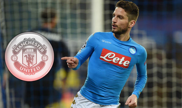 Theo truyền thông Italia, Arsenal và M.U đang là hai CLB theo đuổi tiền đạo Dries Mertens của Napoli.