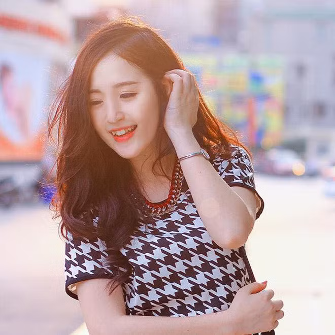 Dù tuổi đời còn khá trẻ nhưng Thanh Tâm đã có 8 năm làm việc trong nghề Biên tập viên. Mỗi lần lên sóng, cô bạn xinh đẹp này đều tạo được ấn tượng tốt với đông đảo khán giả.