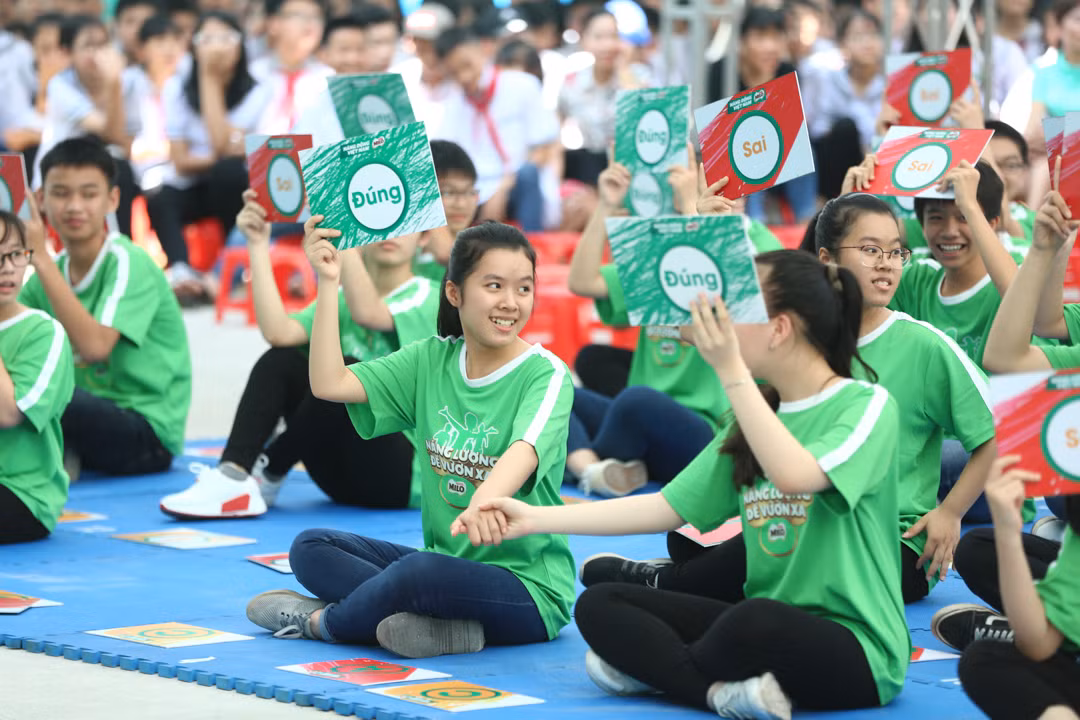 Vì vậy, việc phát triển phong trào giới trẻ học bơi và trang bị những kiến thức, kỹ năng phòng, chống đuối nước là giải pháp hết sức cấp thiết để nhằm giảm thiểu tình trạng đuối nước ở nước ta. Đồng thời, cũng phát huy vai trò, trách nhiệm của gia đình, nhà trường, các cấp, các ngành, đoàn thể và xã hội để giảm thiểu tình trạng đuối nước. Ảnh: Nam Nguyễn