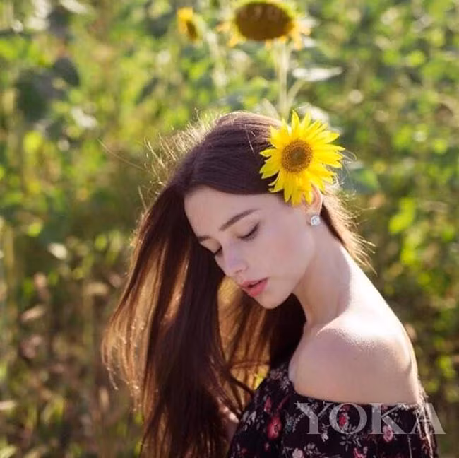 Nổi danh từ năm 2017 với vẻ đẹp tinh khôi, khi ấy trang cá nhân của Taran chỉ có 20.000 người theo dõi. Chỉ sau một năm, số lượng theo dõi của cô người mẫu Nga này đã lên tới 300.000 người.