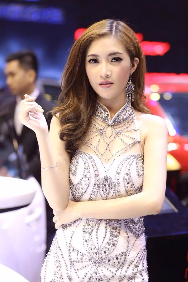 Được biết ban đầu Thảo My cũng vấp phải sự phản đối của gia đình song nhận thấy đam mê nghệ thuật cháy bỏng của con gái, gia đình cũng dần chấp thuận.