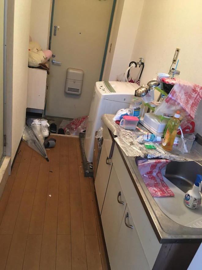 Mở đầu, bài chia sẻ của mình, Y.C bày tỏ sự sửng sốt khi quay lại căn nhà cho một cô gái Việt Nam thuê hộ tại Nhật: "Đang đi làm nghe tin em về nước mà chị đứng hình mất 3 giây. Nửa năm trước, xem trên mạng vụ thuê nhà 3 tháng hay nửa năm không thấy mặt, đến khi chủ nhà vào thì thấy cả núi rác trong căn phòng đó."