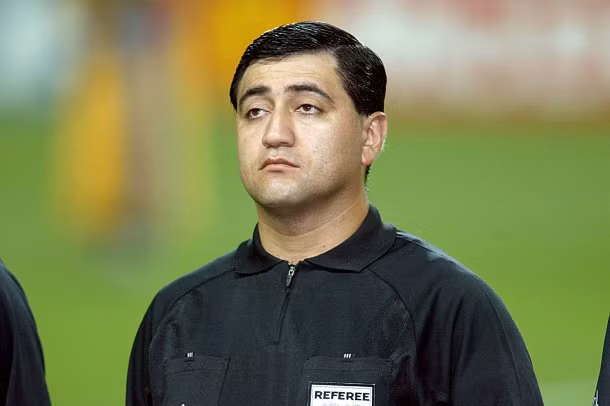 Năm 2010, ông vua áo đen người Ecuador, Byron Moreno đã phải nhận án phạt 20 năm tù giam vì hành vi vận chuyển ma túy vào lãnh thổ nước Mỹ. Nhân vật trung tâm của trận Italy - Hàn Quốc ở World Cup 2002 đã bị bắt giữ với 6 kg heroin. Thất vọng vì cuộc sống tù túng trong nhà giam, Moreno đã từng có ý định tự sát nhưng bất thành.