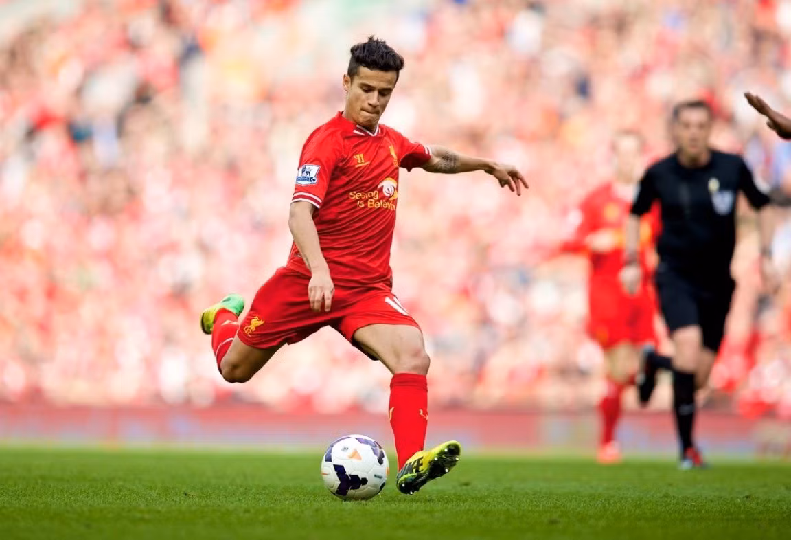 Philippe Coutinho chính là ngôi sao bóng đá lớn của thế giới đang thi đấu tại Europa League. Cầu thủ này được đánh giá cao bởi khả năng đi bóng, kiến tạo cùng các tình huống phô diễn kỹ thuật đẹp mắt.