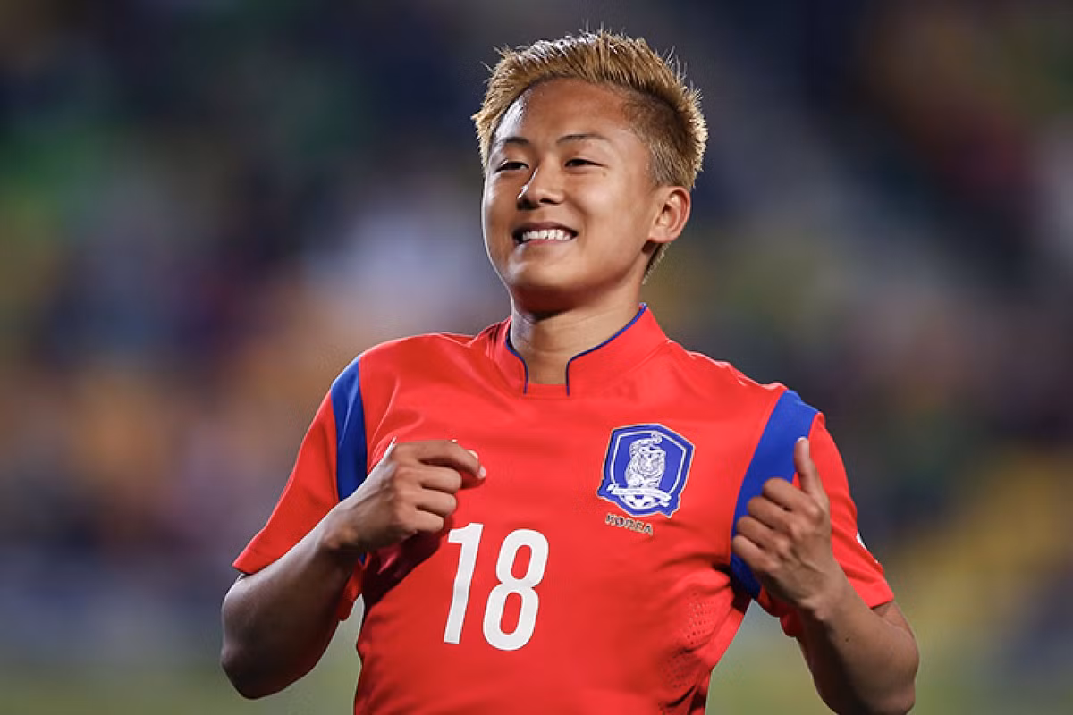 Nhanh, khỏe và kỹ thuật tốt – đó là điều mà nhiều chuyên gia bóng đá đã nhận xét về Lee. Tại VCK U17 thế giới vừa qua, Messi Hàn Quốc cũng là ngôi sao sáng nhất trong kỳ tích quật ngã U17 Brazil với tỷ số 1-0. Một lợi thế khác của Lee Seung Woo là anh cũng thường xuyên được đá tập với chính Messi cùng nhiều trụ cột Barca khác như Iniesta, Neymar nên chắc chắn sẽ học hỏi được rất nhiều những kinh nghiệm từ các đàn anh này.