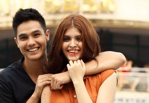 Cũng năm 2013, cư dân mạng tiếc hùi hụi vì tin hot girl Andrea chia tay với hot boy Baggio. Cho biết về lý do chia tay với Andrea, Baggio nói rằng cuộc tình của họ có người thứ 3 xen vào.