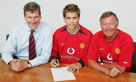 Đến Barca, Pique đã giành 6 ngôi vô địch La Liga, 4 Copa del Rey, 5 Siêu cúp Tây Ban Nha, 3 Champions League (2 trong đó Man United là bại tướng), 3 siêu cúp châu Âu, 3 FIFA Club World Cup.