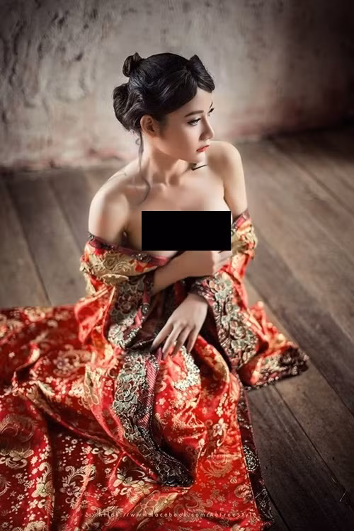 Bên cạnh đó, cũng nhiều người lý luận rằng nếu không lộ như vậy thì sao, hot girl xăm trổ khoe được đường cong và những hình xăm kín lưng của mình.