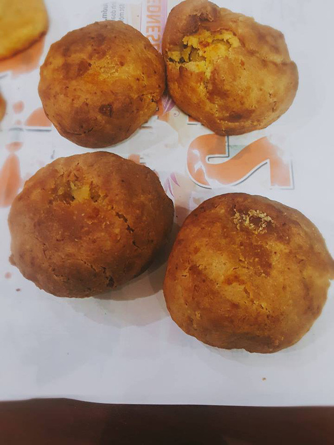 Sau khi cho ra đời lô bánh nướng này, chắc hẳn chủ nhân của chúng hoàn toàn từ bỏ ảo tưởng rằng bản thân cũng có thể nấu ăn.