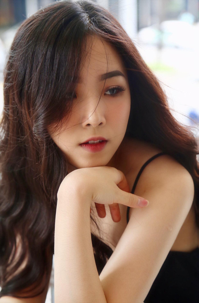 Cùng ngắm nhìn những hình ảnh của cô gái gốc Việt có dòng máu lai Hàn có màn dậy thì mãn nhãn.