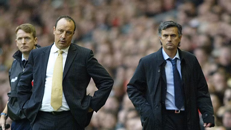 Hiện Benitez đang ở giải hạng nhất cùng Newcastle trong nỗ lực đưa Chích chòe trở lại giải đấu cao nhất nước Anh vào năm sau.