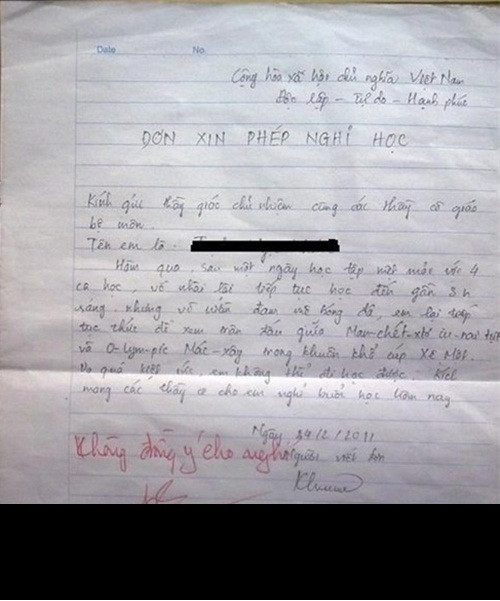 Đơn giản chỉ vì ham mê bóng nên cậu học sinh này sẵn sàng xin nghỉ học để ở nhà xem.