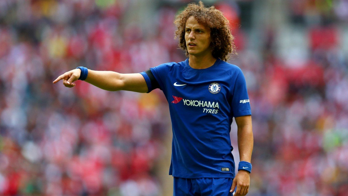 David Luiz đang có tương lai khá bất ổn tại và việc ra đi là không xa. Có khả năng, cầu thủ người Brazil sẽ đành phải chấp nhận sang Ligue 1.