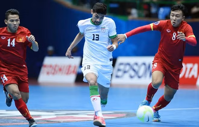 Futsal Viet Nam 1-13 Futsal Iran: Thua tam phuc khau phuc
