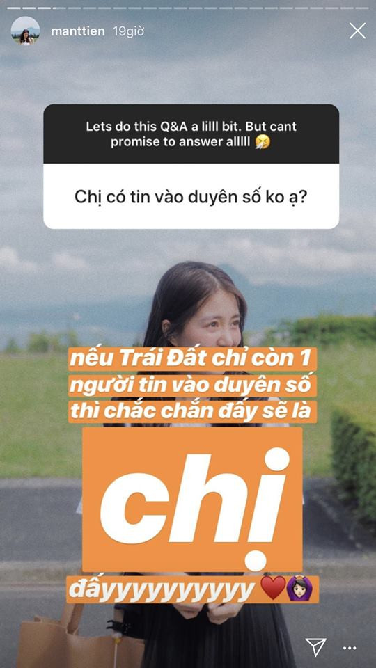 Nhờ trò chơi hỏi đáp này mà nhiều người sẽ hiểu thêm về các hot girl và đặc biệt là có những tiết lộ mà bạn chắc chắn sẽ không bao giờ biết về các hot girl Việt nổi tiếng trên MXH.