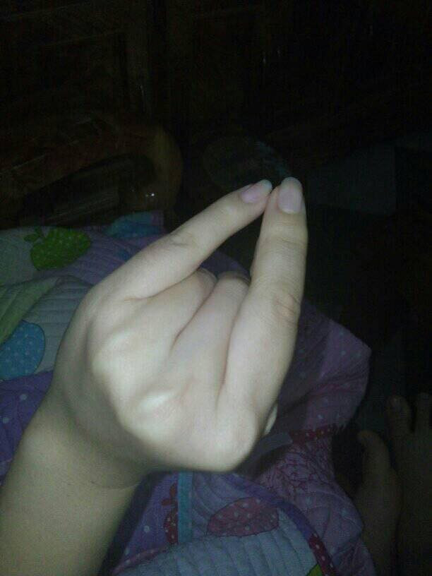 Nghe mô tả của thách thức tạo dáng ngón tay này đã thấy "hack não" thường thì những gì khó ắt hẳn sẽ khiến cư dân mạng cảm thấy hứng thú. Chính vì vậy, thách thức này đã thu hút được rất nhiều người tham gia.