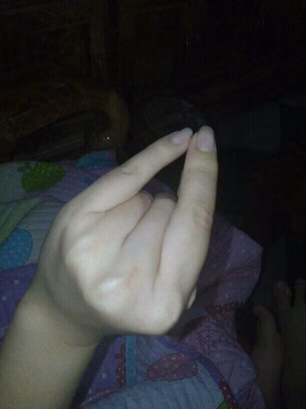 Nghe mô tả của thách thức tạo dáng ngón tay này đã thấy "hack não" thường thì những gì khó ắt hẳn sẽ khiến cư dân mạng cảm thấy hứng thú. Chính vì vậy, thách thức này đã thu hút được rất nhiều người tham gia.