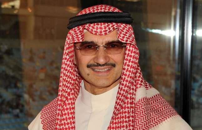 Từng là người giàu nhất hoàng gia Saudi Arabia cũng như giàu nhất Trung Đông, Hoàng tử Alwaleed Bin Talal bị bắt vào năm 2017 sau một đợt "càn quét" chống tham nhũng của Thái tử Mohammed bin Salman. Ảnh: PA.