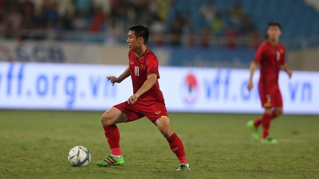 Hùng Dũng là một trong những tiền vệ thu hồi bóng tốt nhất hiện tại của bóng đá Việt Nam và việc bộ đôi Xuân Trường và Hùng Dũng thi đấu sẽ mang đến sự lưu thông bóng nhịp nhàng nơi tuyến hậu vệ.