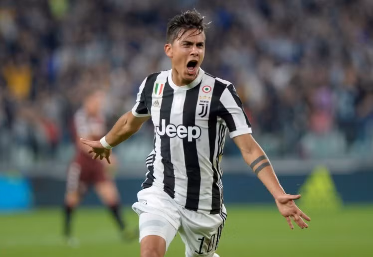 Dybala nhớ Pogba, M.U mừng rơi nước mắt: Tiền đạo Paulo Dybala khiến CĐV M.U mừng rơn khi khẳng định, anh cảm thấy rất nhớ Paul Pogba. Vì vậy, rất có thể sẽ có 1 cuộc tái hợp giữa bộ đôi của Juve này giữa thành Manchester.