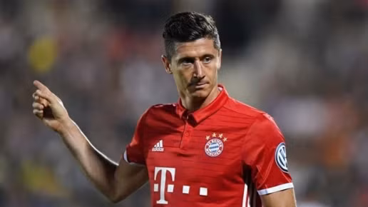 Vốn đã là một tay săn bàn hàng đầu ở mọi đấu trường tham gia, Lewandowski được kỳ vọng sẽ tỏa sáng hơn nữa dưới sự dẫn dắt của chiến lược gia đầy kinh nghiệm Carlo Ancelotti.