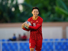 Hùng Dũng đã khẳng định mình được ở đội tuyển quốc gia và tại U22 Việt Nam, anh chàng này cũng có tên và mang về bàn thằng cho đoàn quân đỏ vào lưới của Lào.