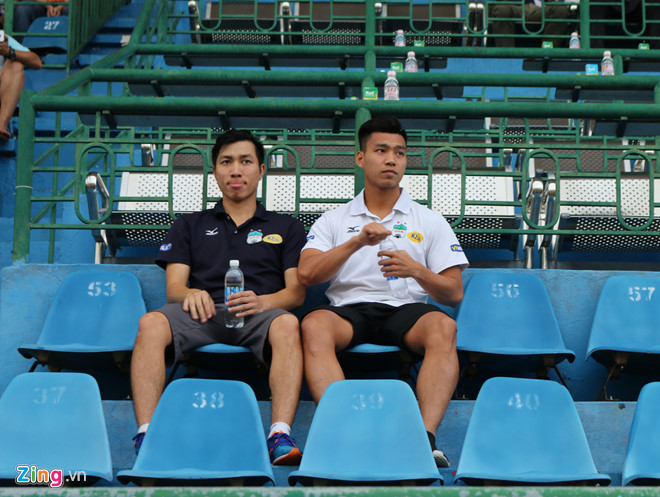 Theo kết quả chụp phim mới nhất, Văn Thanh đã bị đứt dây chằng gối phải buộc phải phẫu thuật để chữa trị dứt điểm.