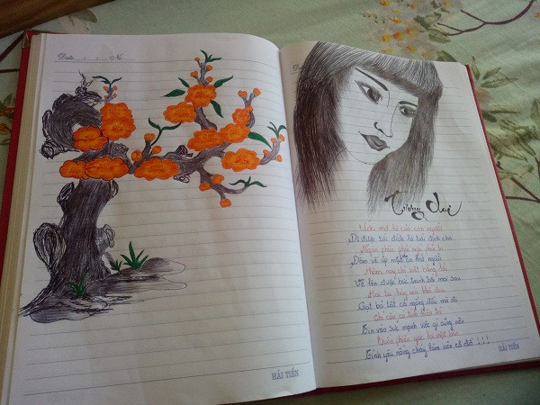 Tưởng chừng viết nhật ký chỉ dành cho lứa tuổi học trò, còn người lớn với vòng xoáy của cuộc sống, công việc, họ sẽ không còn viết những dòng nhật ký nữa. Tuy nhiên, chàng tài xế có tên facebook là Shing Tc mới đây khiến nhiều người lại bồi hồi khi tâm sự về sở thích viết nhật kí dù đã gần 30 tuổi.