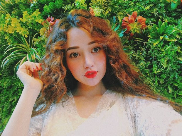 Đến năm 2018, sau biết bao đắn đo cuối cùng Ngọc Trân cũng thực hiện thẩm mỹ nâng mũi để hoàn thành tâm nguyện tạm biệt dáng mũi cà chua. Lần thẩm mỹ thứ 3 bác sĩ chỉ gây tê, mặc dù không đau nhưng cả quá trình diễn ra như thế nào bản thân Ngọc Trân đều cảm nhận được.