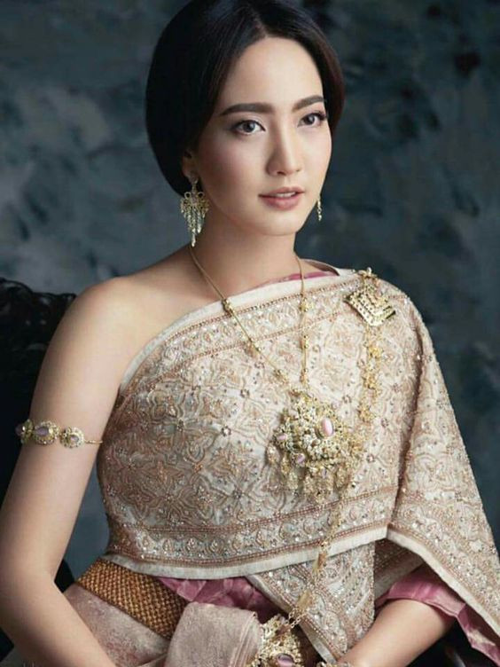 Ngam loat anh my nhan Thai trong trang phuc truyen thong-Hinh-35
