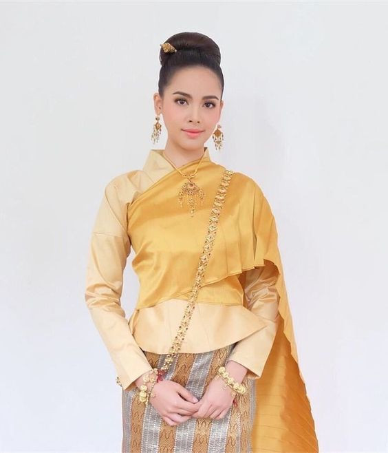 Ngam loat anh my nhan Thai trong trang phuc truyen thong-Hinh-26