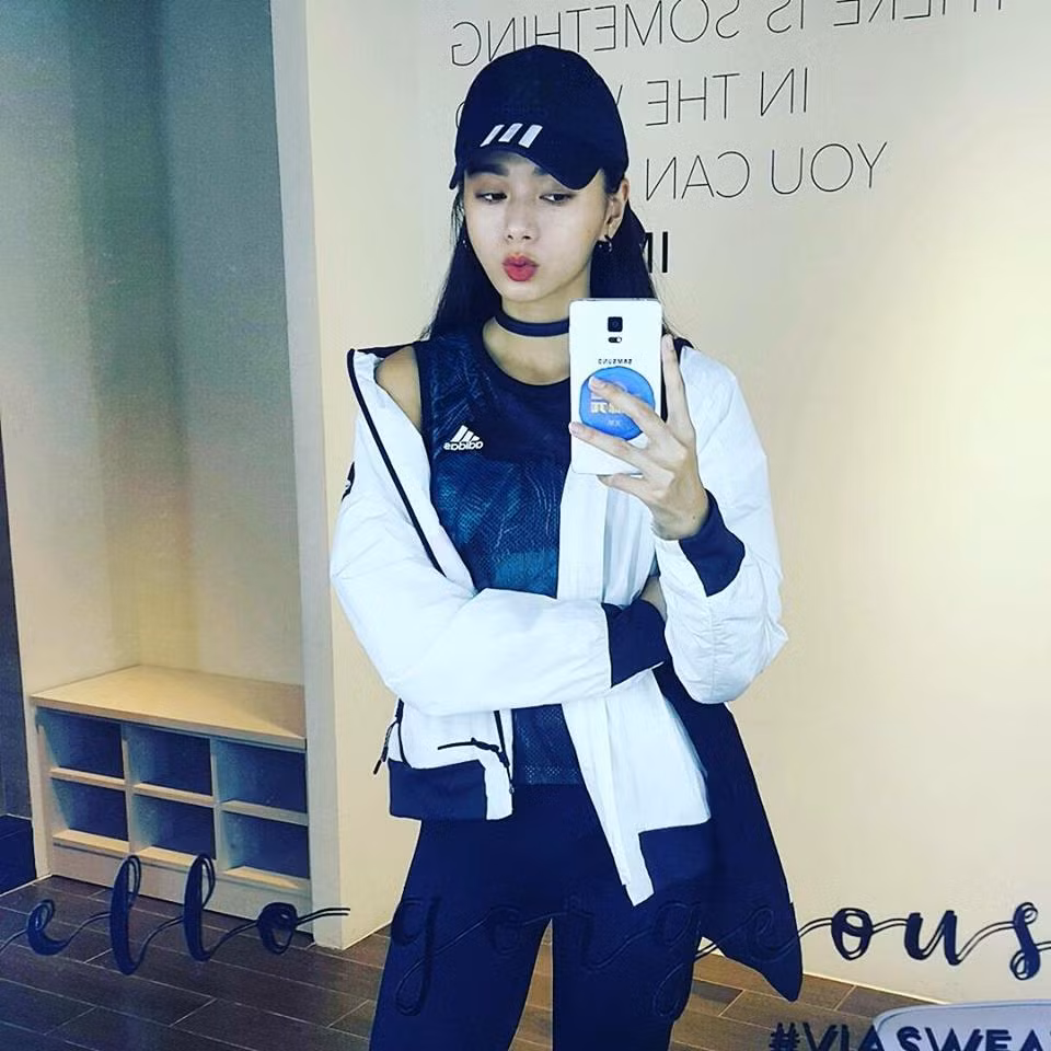 Hiện tại trang cá nhân của YuanYuan Kuo nhận được hơn 170.000 lượt theo dõi và thường xuyên tương tác với cô nàng người mẫu ảnh danh giá này. Ảnh trong bài: Facebook nhân vật