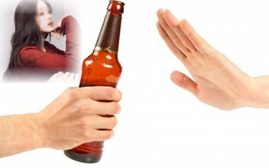 My nu Ha thanh bi ban trai chia tay vi tu choi uong bia