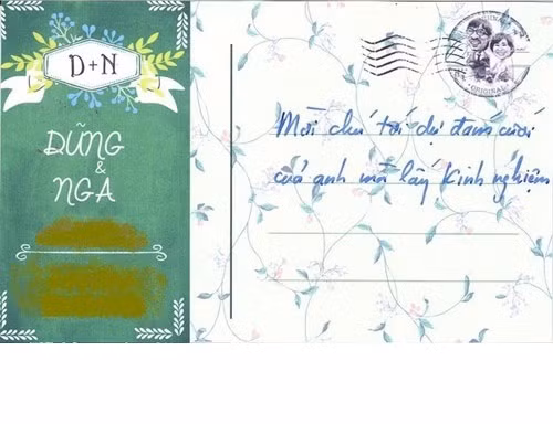 Thiệp cưới của "Giáo sư Xoay" và cô vợ tên Nga được thiết kế theo phong cách hoạt hình dễ thương kèm theo những lời mời siêu hài hước khiến ai đọc qua cũng không thể nhịn cười.