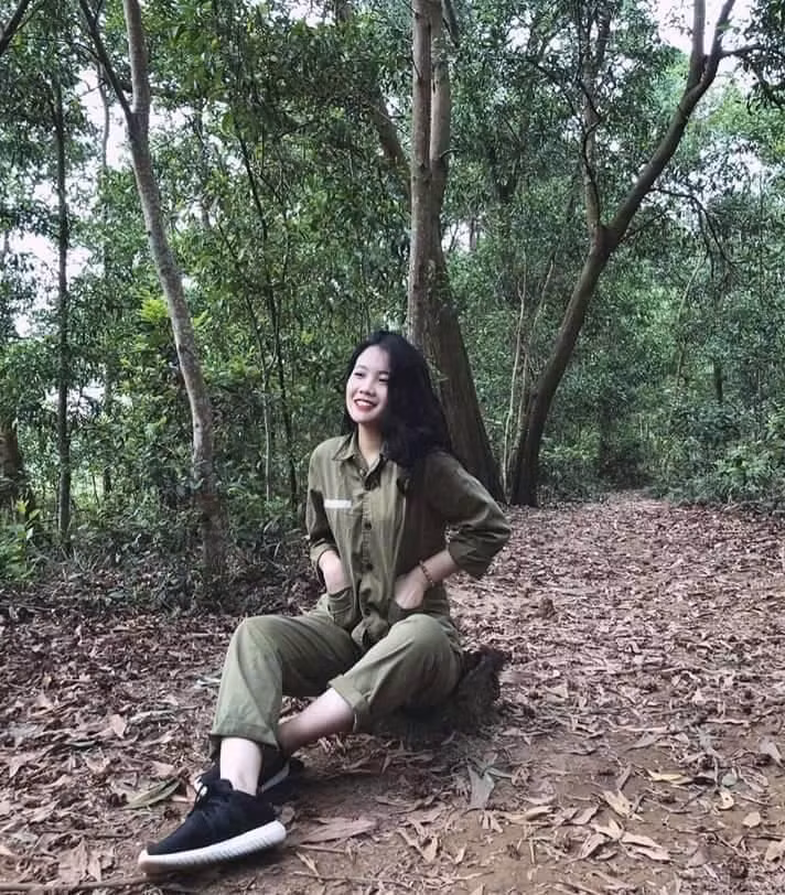 Trước đây, trong một số lần tụ tập của nhóm cầu thủ U23 Việt Nam có sự xuất hiện của Hoàng Anh khiến không ít người thắc mắc về danh tính của cô gái này và giờ đã có sự khẳng định rõ ràng.