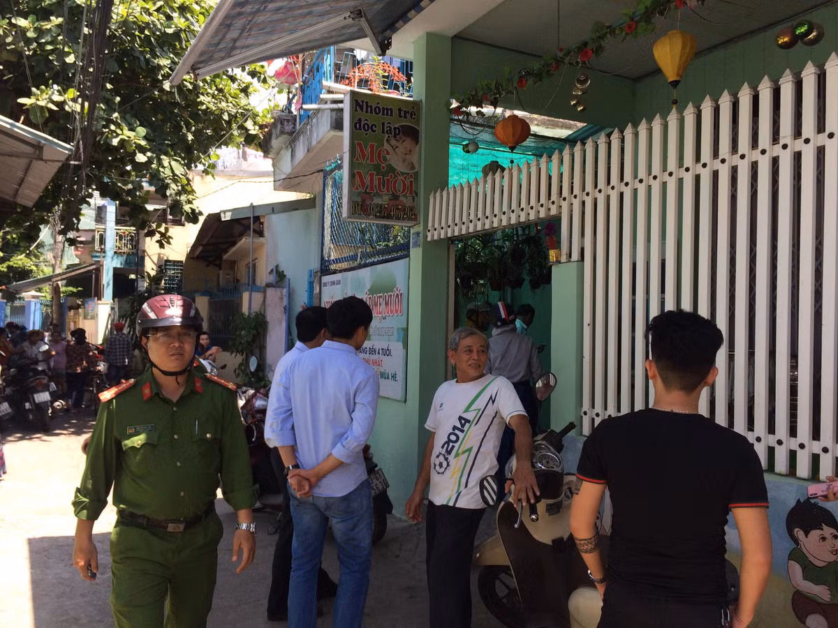 Nhiều gia đình có con nhỏ đang gửi tại các nhà trẻ tư nhân cũng được dịp "sáng mắt" sau khi clip bạo hành trẻ em của hai bảo mẫu tại Đà Nẵng được đăng tải. Thậm chí, nhiều người còn khuyên nhau rằng: "Trường công lập của nhà nước được đào tạo đàng hoàng như vậy, tại sao không gửi con mà cứ chỉ vì sự tiện là gần nhà hay học phí rẻ mà gửi, để đến lúc con bị bạo hành rồi mới thấy sai".