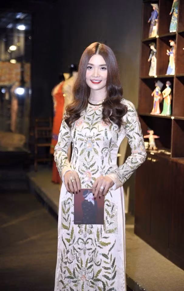 Tracy Thư Lương là người có tình cảm đặc biệt với môn bóng rổ, nữ doanh nhân này đã liên tục đồng hành cùng Saigon Heat và VBA trong vai trò là đối tác tài trợ trong nhiều năm trước khi quyết định thành lập một đội bóng của riêng mình.