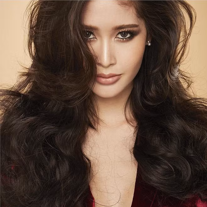 Vẻ xinh đẹp, nóng bỏng của Kwan Lada khiến bao người xuýt xoa, ghen tị.