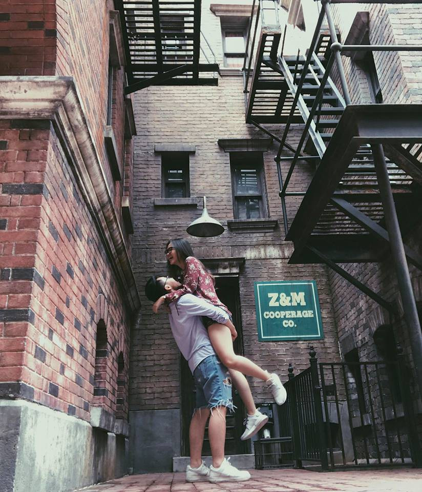 Lư Hồng Ngọc đã khiến dân tình phát ghen tỵ khi khoe lên MXH những lá phiếu tình yêu (love coupons) do bạn trai tặng.