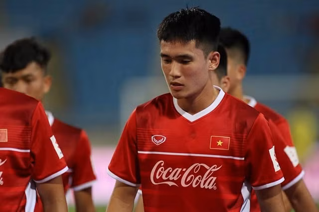 Các trung vệ ghi bàn trong trận đầu giữa U23 Việt Nam và U23 Đài Bắc Trung Hoa là Huỳnh Tấn Sinh (penalty) và Nguyễn Đức Chiến.