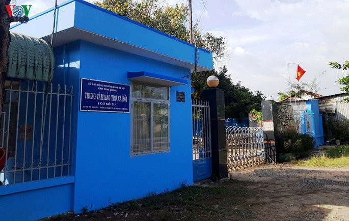 Nu sinh to bao ve trung tam BTXH hiep dam co bieu hien benh tam than?